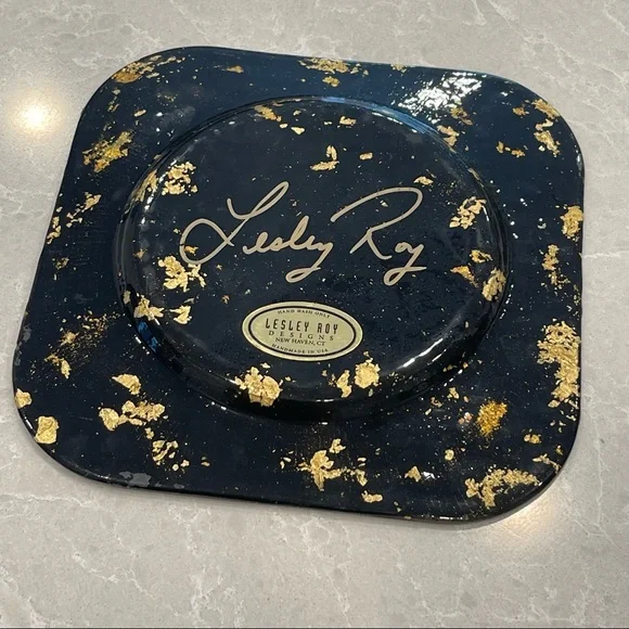 Vintage Signed Lesley Roy Gold Aventurine Lepidoptera Butterfly & Flowers Plate - Picture 4 of 7